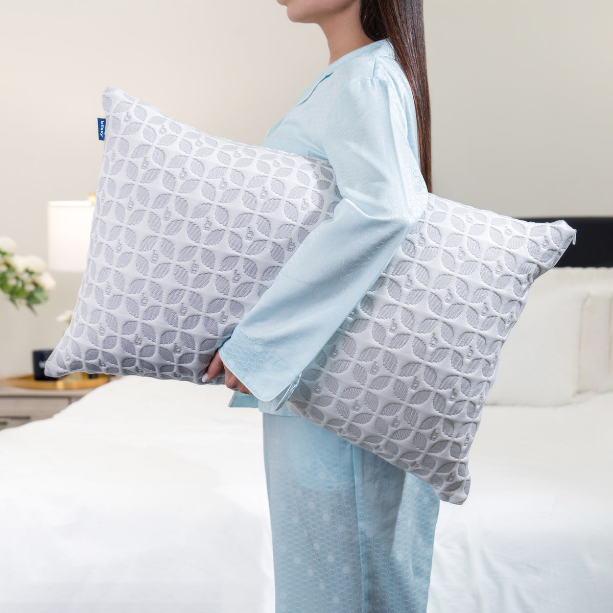 Blissy King Classic Signature Adjustable Pillow Lifestyle – Mulberry Silk
