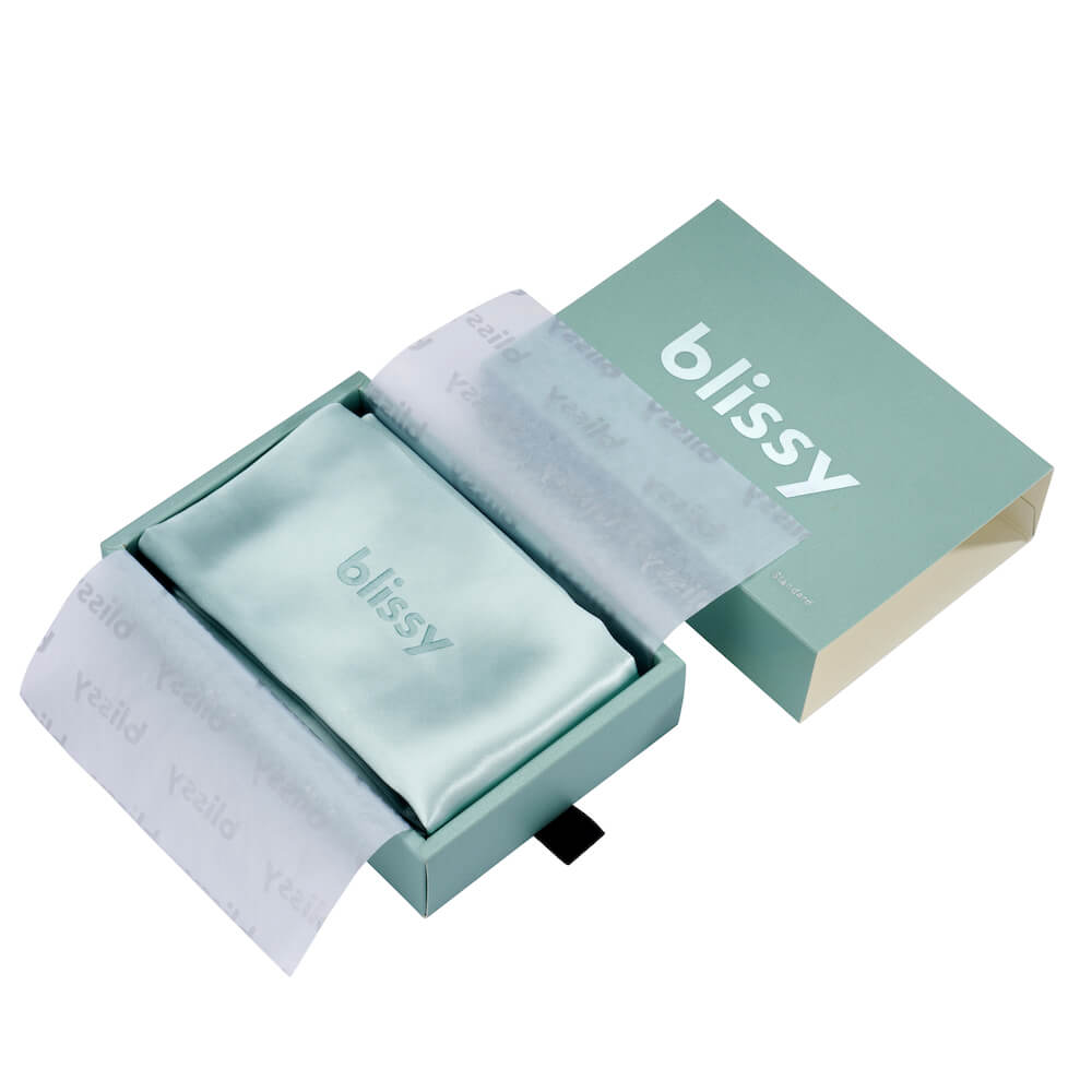 Mint Pillowcase Close-Up – Blissy 22 Momme Silk