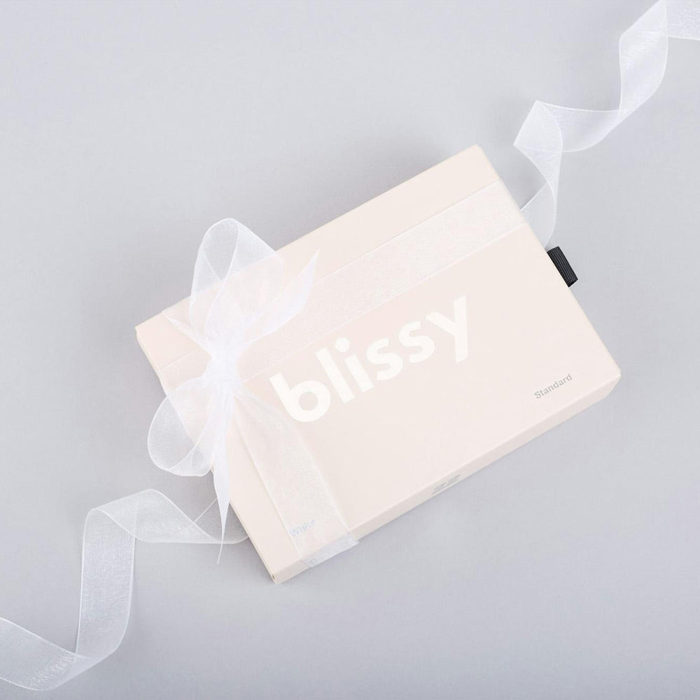 Blissy White Silk Pillowcase Detail – Standard