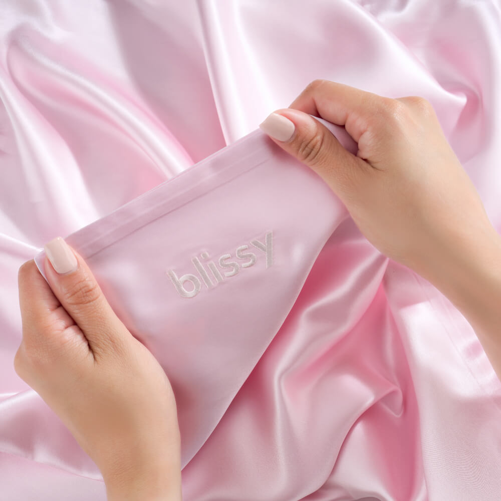 Blissy King Blush Pillowcase Lifestyle – Mulberry Silk