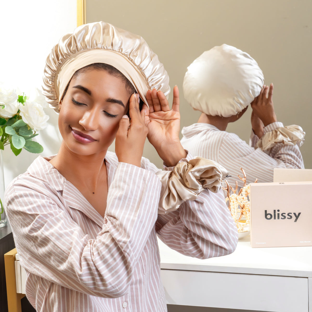 Blissy 100% Mulberry Silk Silk Blissy Silk Halo Bonnet Detail –
