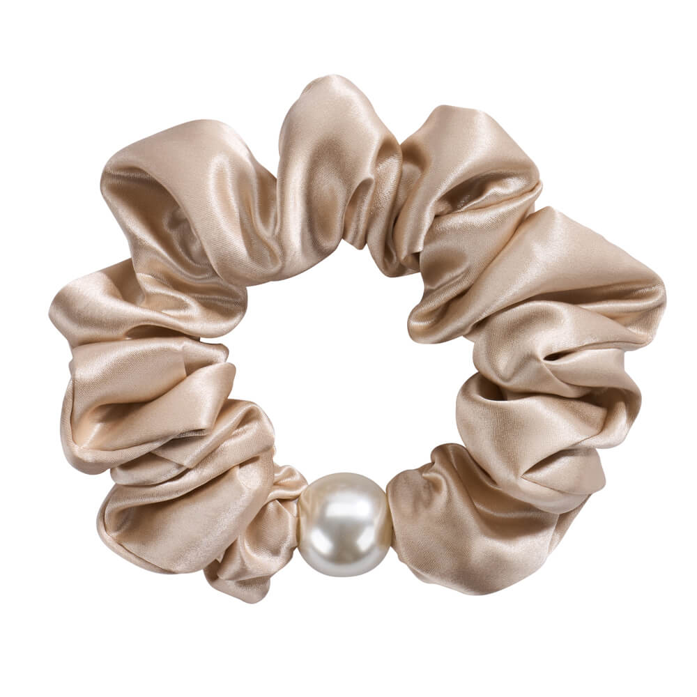 Champagne Blissy Pearl Scrunchies Close-Up – Blissy 22 Momme Silk