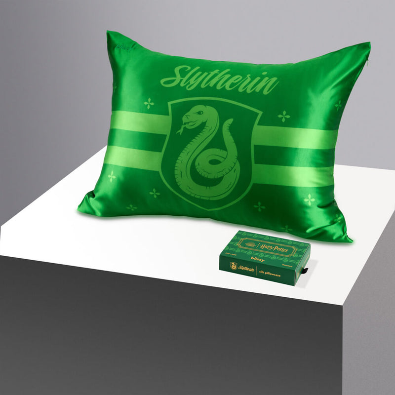 Pillowcase - Harry Potter - Slytherin™ - King - Blissy Blissy Silk Pillowcase Silk Harry Potter Detail –