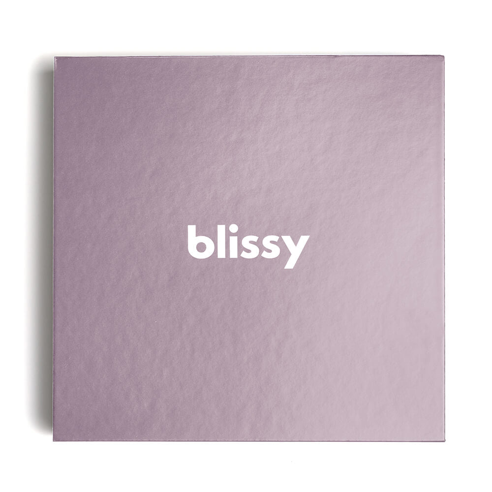 Blissy Lavender Silk Blissy Dream Set Detail – Queen