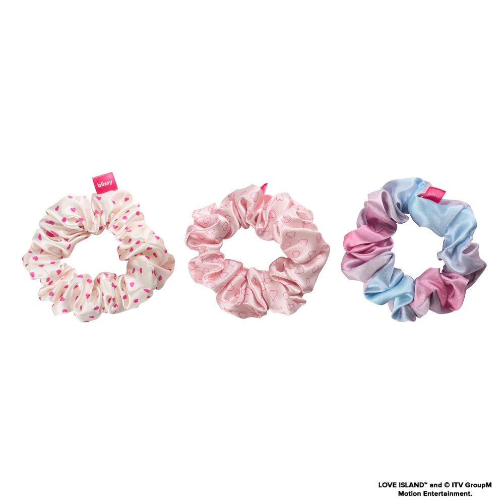 Love Island™ Blissy Scrunchies Close-Up – Blissy 22 Momme Silk
