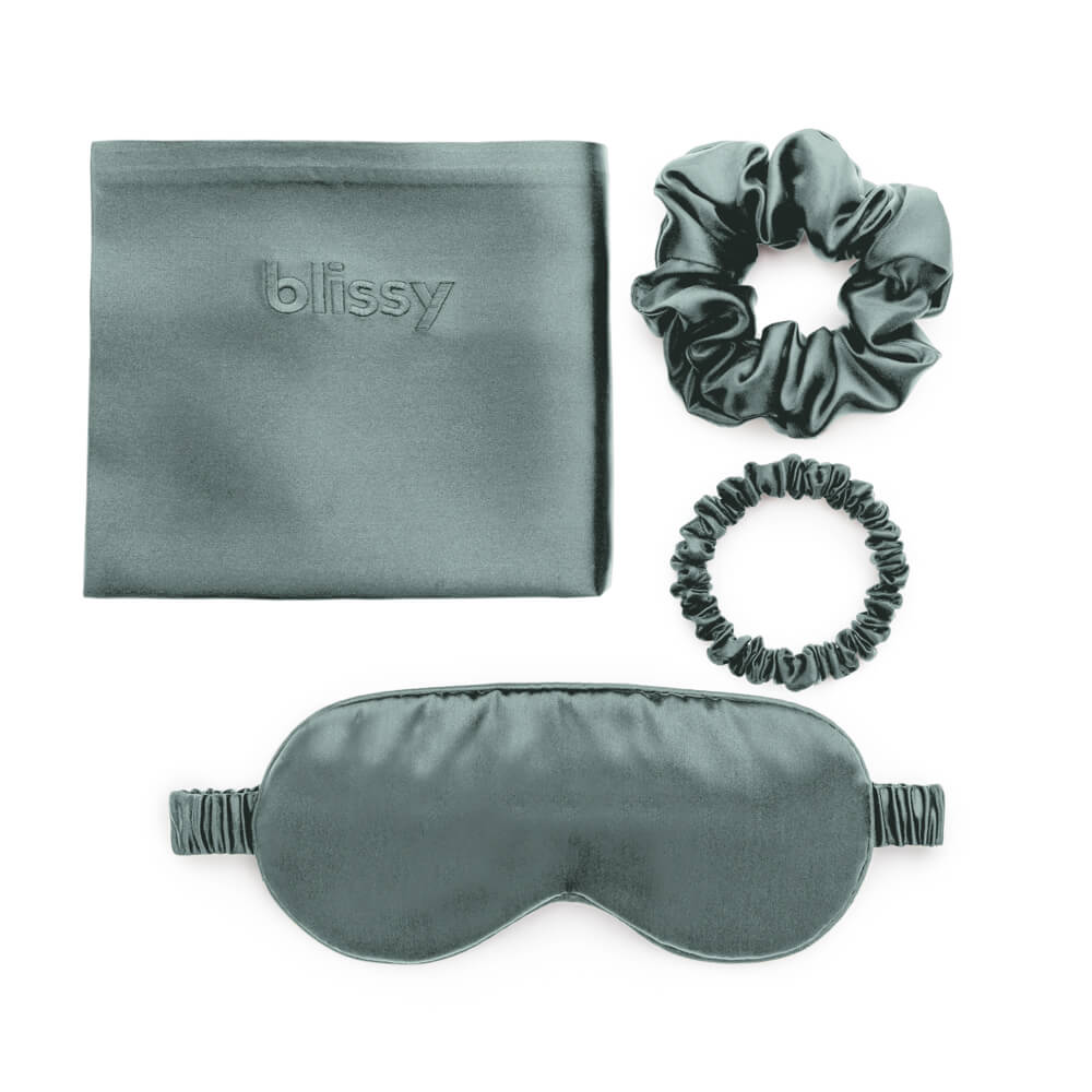 Blissy King Matcha Blissy Dream Set Lifestyle – Mulberry Silk