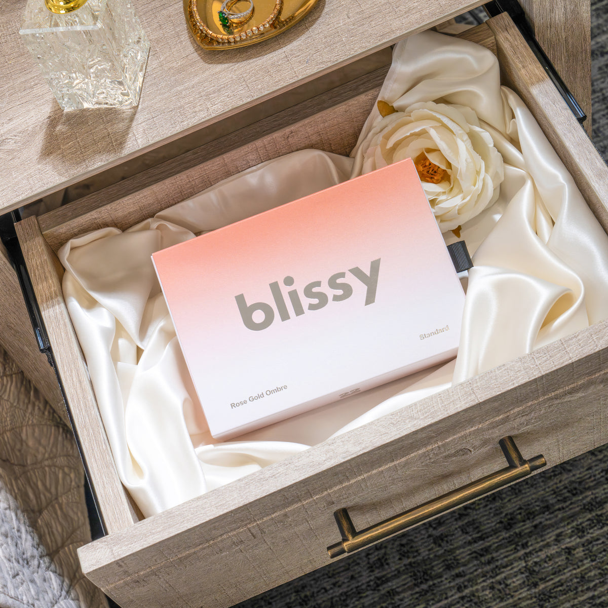 King Rose Gold Ombre Pillowcase – Blissy Premium Silk