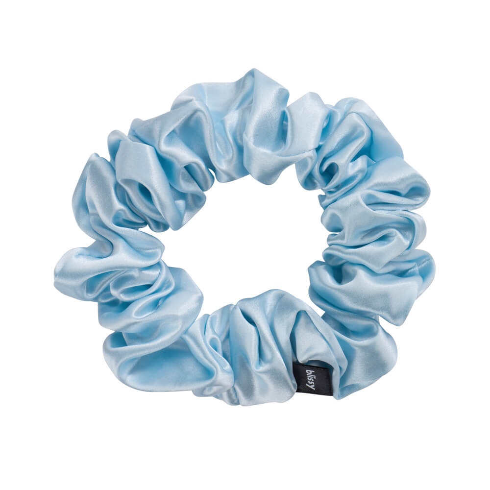 Sky Blue Blissy Scrunchies Close-Up – Blissy 22 Momme Silk
