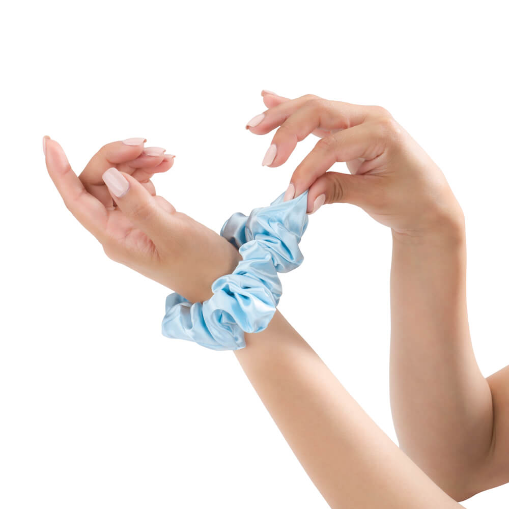 Blissy Sky Blue Silk Blissy Scrunchies Detail –