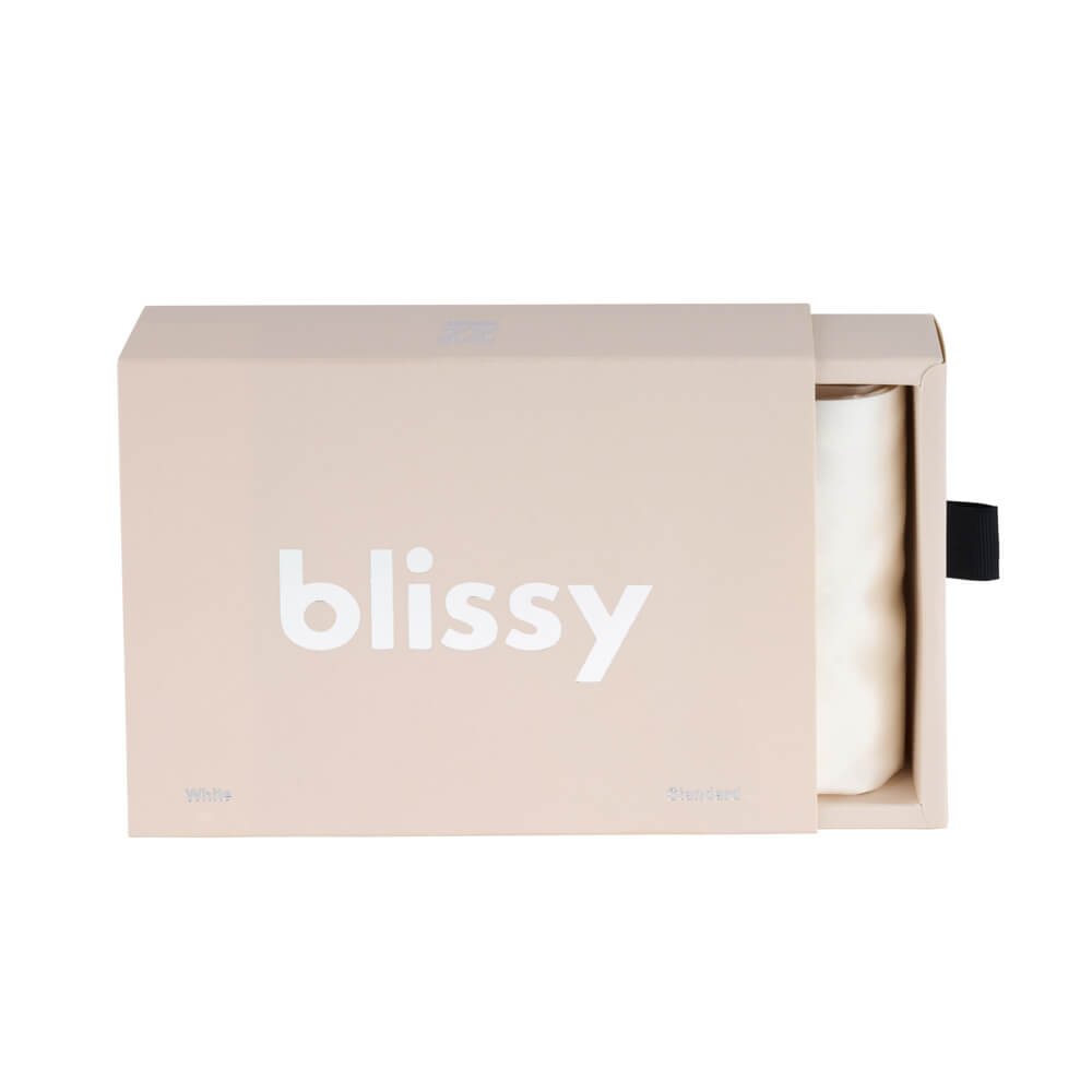 White Pillowcase Close-Up – Blissy 22 Momme Silk