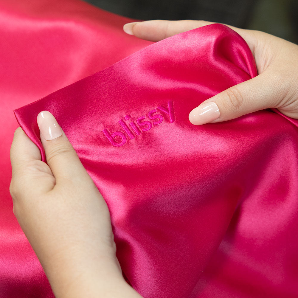 Blissy Standard Hibiscus Pillowcase Lifestyle – Mulberry Silk