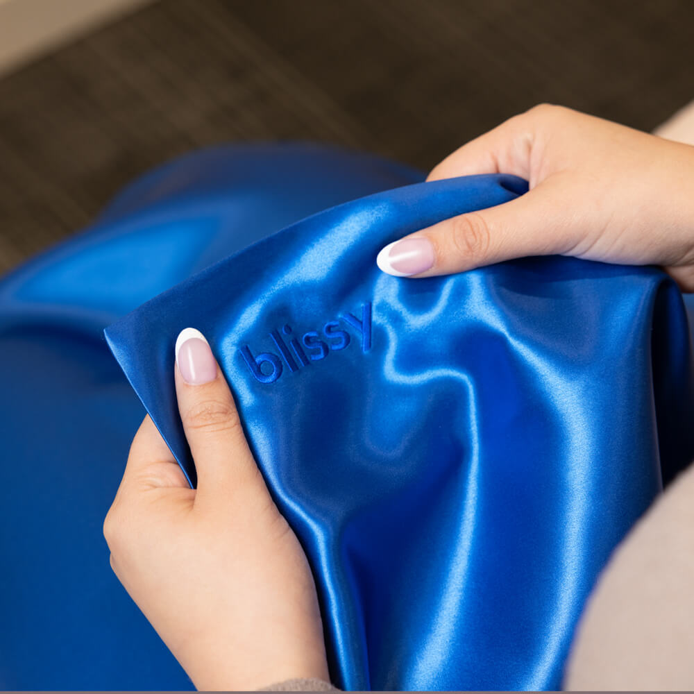 Azure Pillowcase Close-Up – Blissy 22 Momme Silk