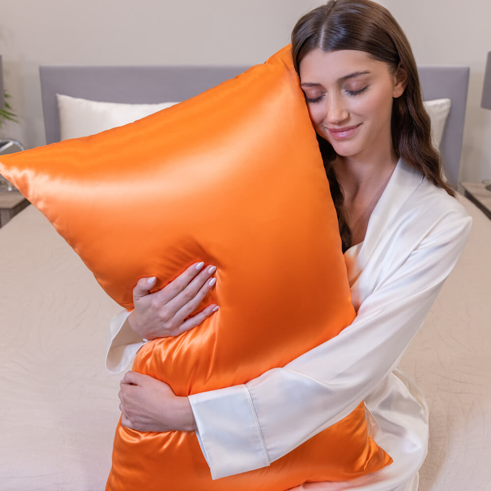 Blissy Coral Silk Pillowcase Detail – King