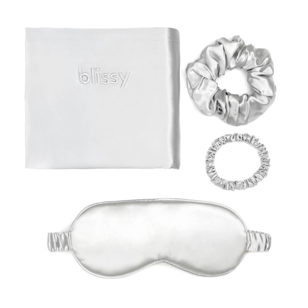 Blissy Silver Silk Blissy Dream Set Detail – Queen