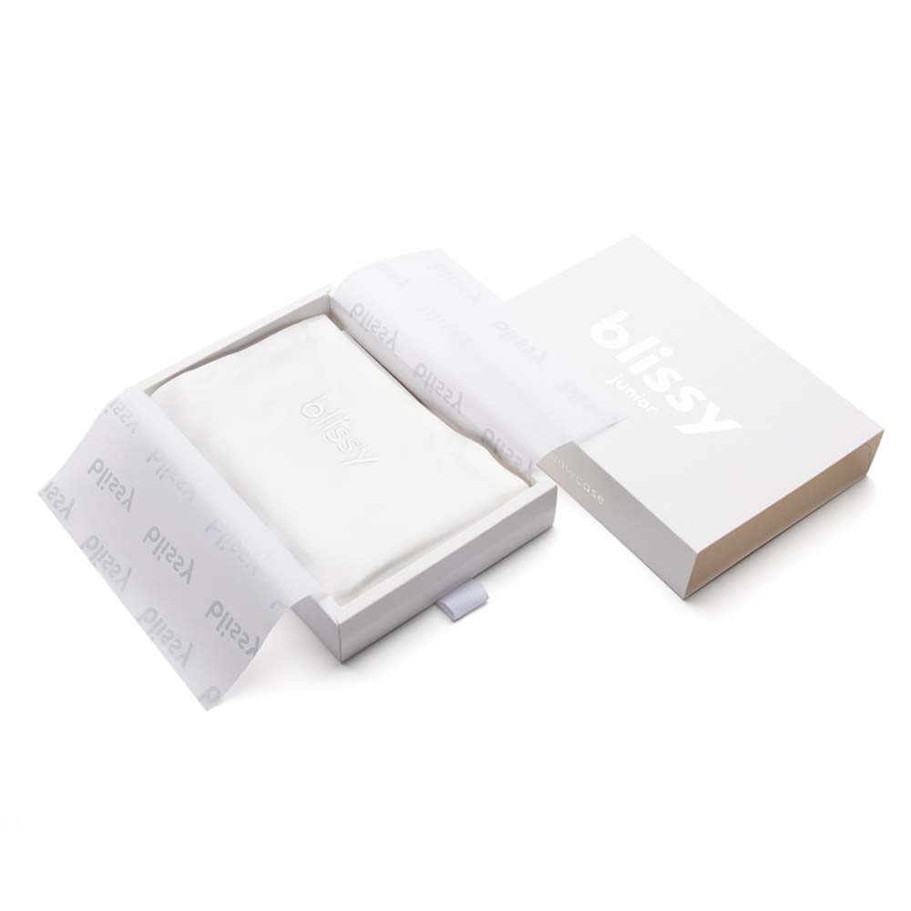 Blissy White Silk Pillowcase Detail –