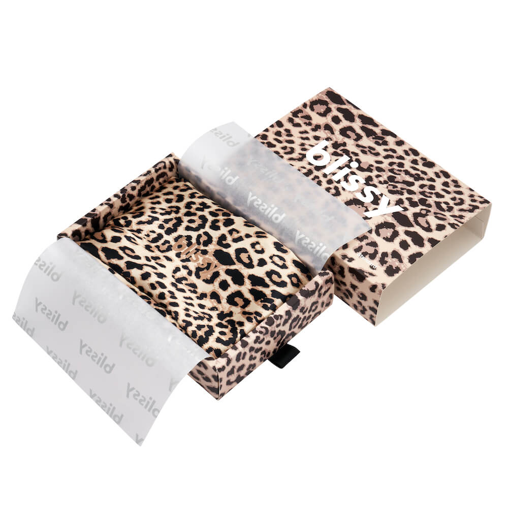 Leopard Pillowcase Close-Up – Blissy 22 Momme Silk