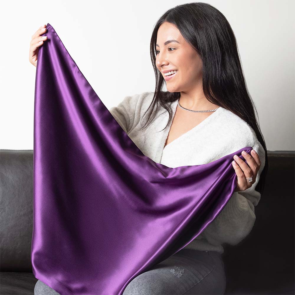 Blissy Royal Purple Silk Pillowcase Detail – Queen